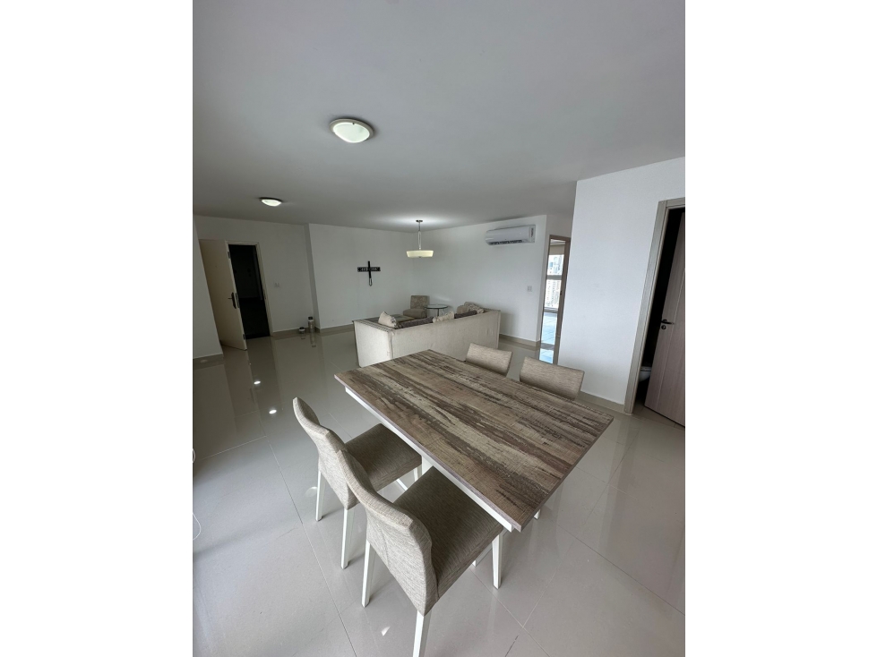 SE VENDE APARTAMENTO EN COCO DEL MAR — foto 3