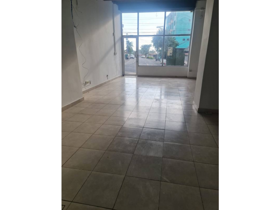 ¡Â¡SE VENDE!! Local Comercial en Parque Lefevre — foto 2
