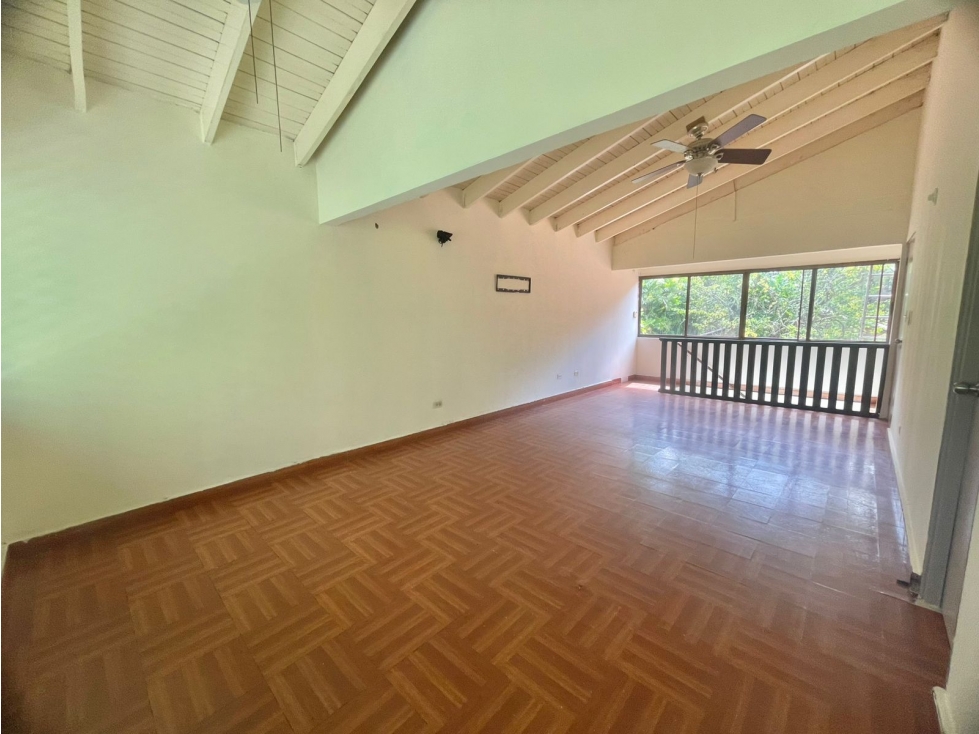 ¡Â¡SE VENDE!! ESPECTACULAR CASA RESIDENCIAL en LAS CUMBRES - 4