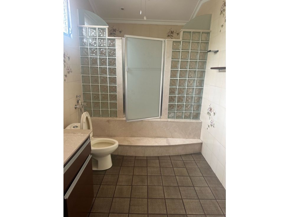 ¡Â¡SE VENDE !! Extraordinaria casa en ALTOS DEL GOLF — foto 4