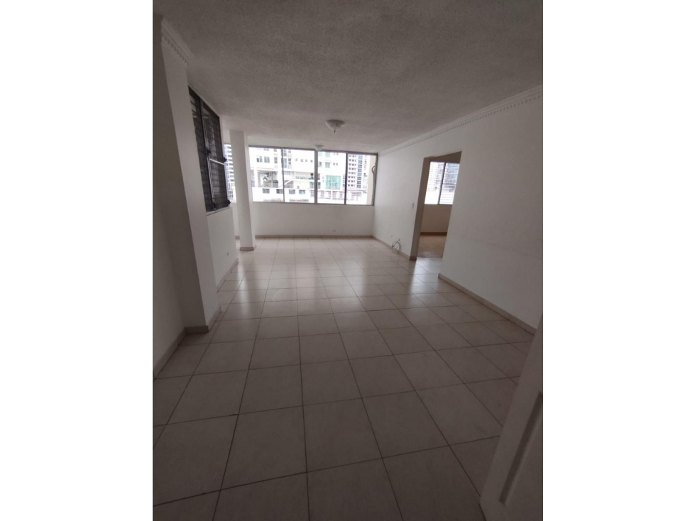 ALQUILO APARTAMENTO EN VIA PORRAS — foto 3