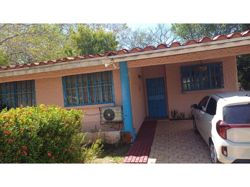 Casa amueblada en alquiler dentro del Club de Golf de Coronado. — foto 2