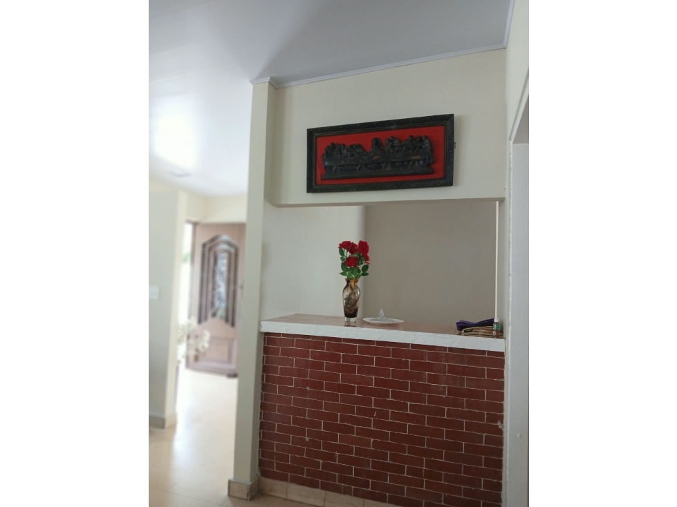 En alquiler con opción a compra, casa en Urbanización Chanis — foto 6