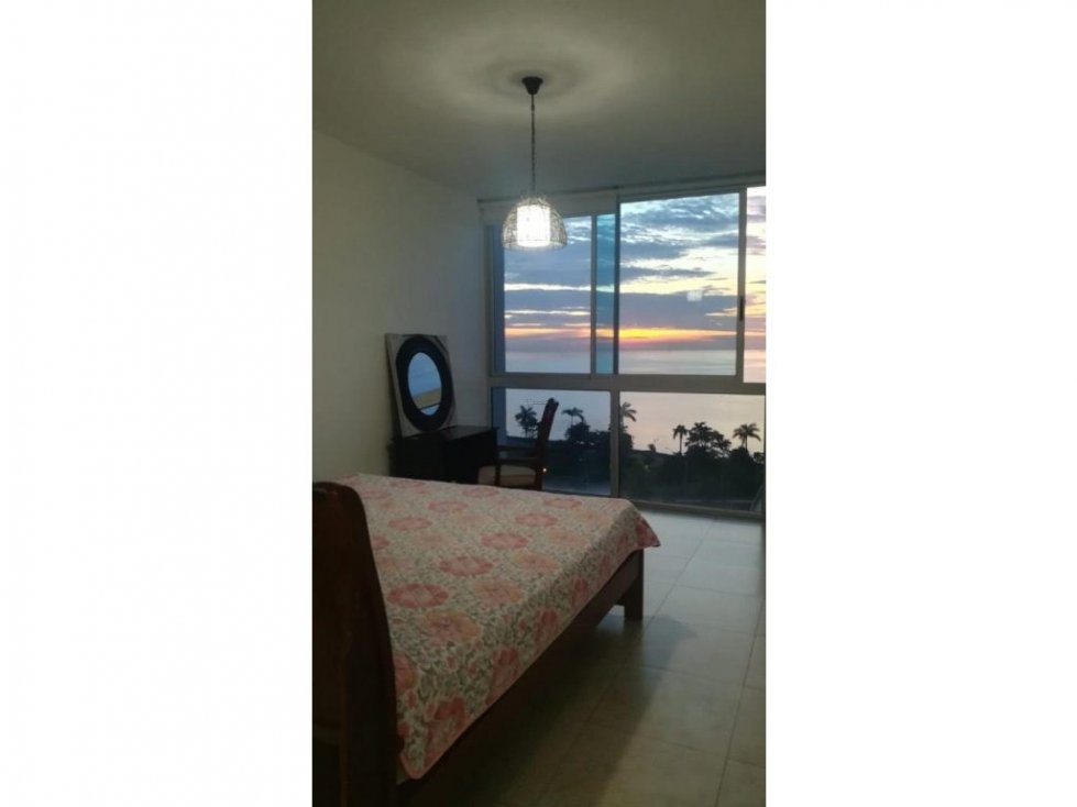 Alquilo Apartamento en Av Balboa $1300 — foto 4