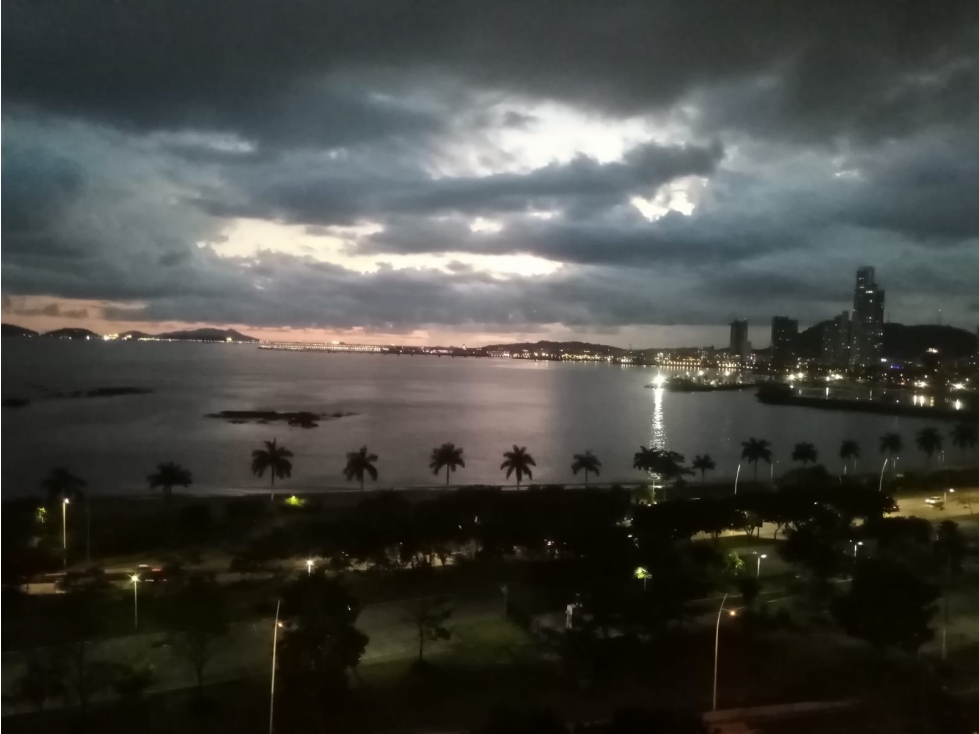 ALQUILER APARTAMENTO EN AV BALBOA VISTA AL MAR FS 1001 — foto 6