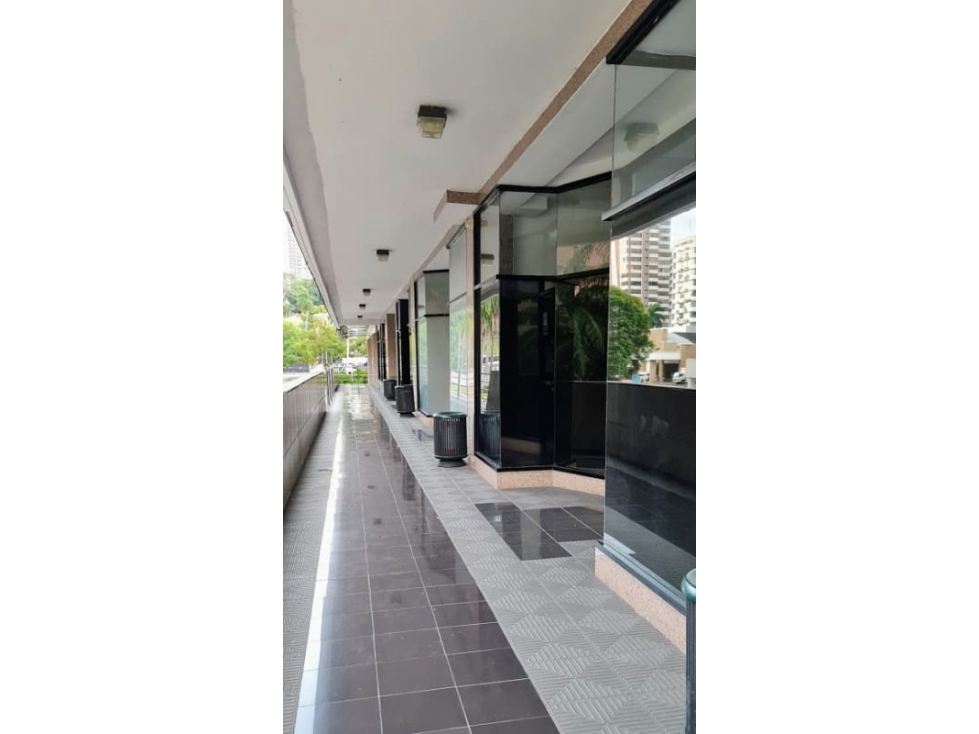 Se Alquilan 2 Locales Comerciales Consultorios $1.659.00 El Cangrejo - 2