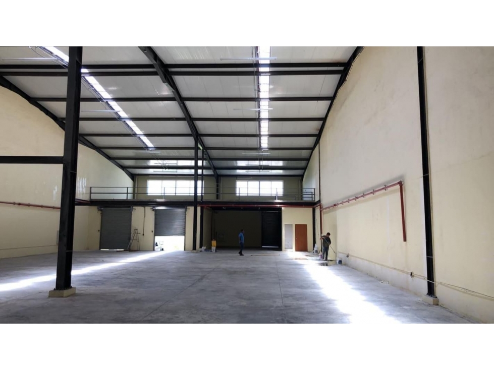 Se Alquila Ofi-Bodega Tocumen 1.054 mts $5.797.oo - 4