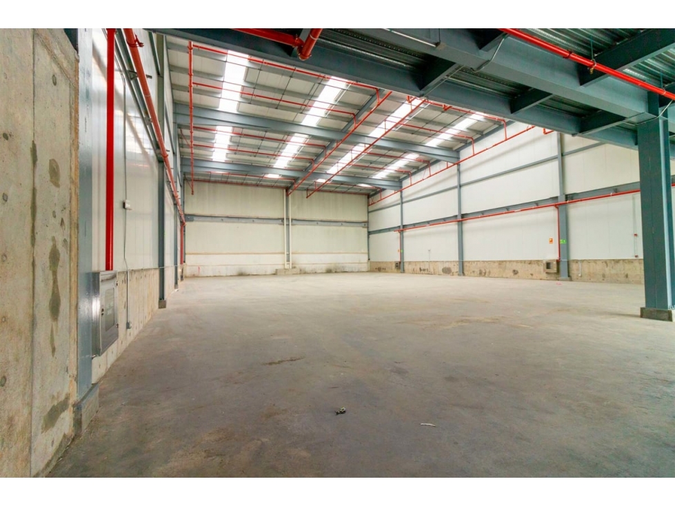 Se Alquila Bodega 964.30 mts vía Tocumen $7.200.oo — foto 4