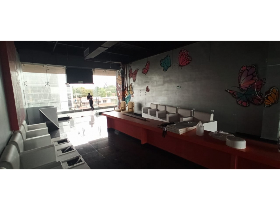 Se Alquila local comercial de 111.37m2 Coco del Mar $2500 - 2