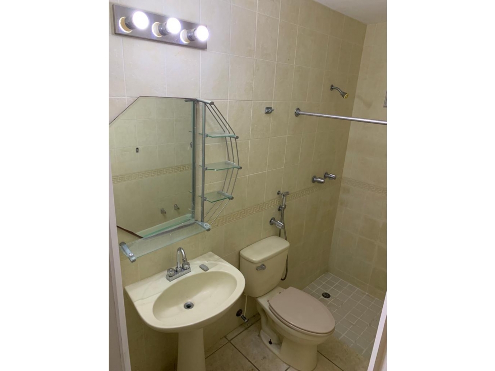 ALQUILO / ARRIENDO ACOGEDORA CASA BRISAS DEL GOLF $1000 — foto 5