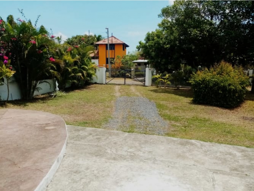 Rento / Alquilo Casa Amobladda de Playa En Coronado$1300 - 5