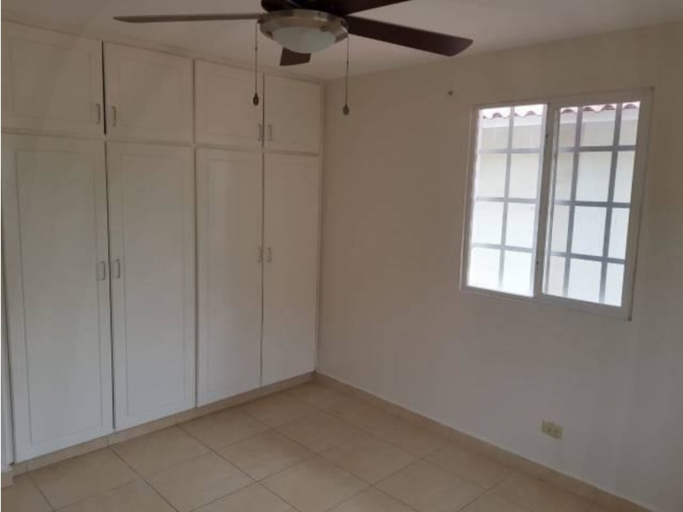 Venta de casa 2 pisos Quinta Reales Villa Zaita las Cumbres — foto 6