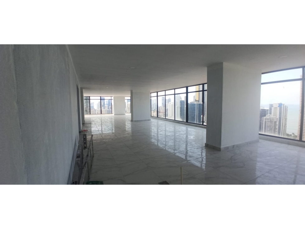 Se alquila Rooftop en calle 50 sobre vía principal, 1000mt2 — foto 5