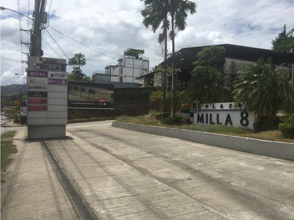 SE VENDE HERMOSO LOCAL EN PLAZA MILLA 8 DE DOS PISOS 126m2 — foto 5