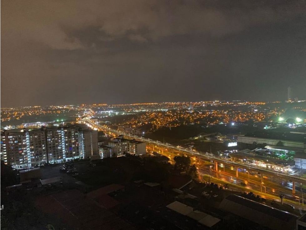 SE ALQUILA APARTAMENTO EN EL CRISOL 3 RECAMARAS AMOBLADO $1110