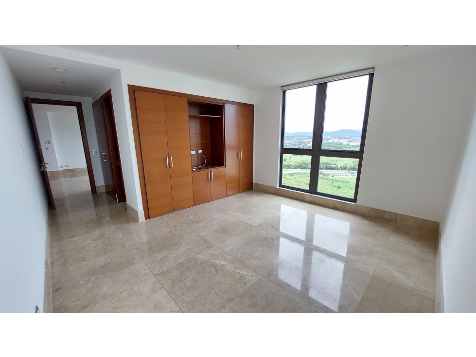 SE ALQUILA APARTAMENTO L/B EN SANTA MARIA GOLF 3 RECAMARAS $ 5000 — foto 2