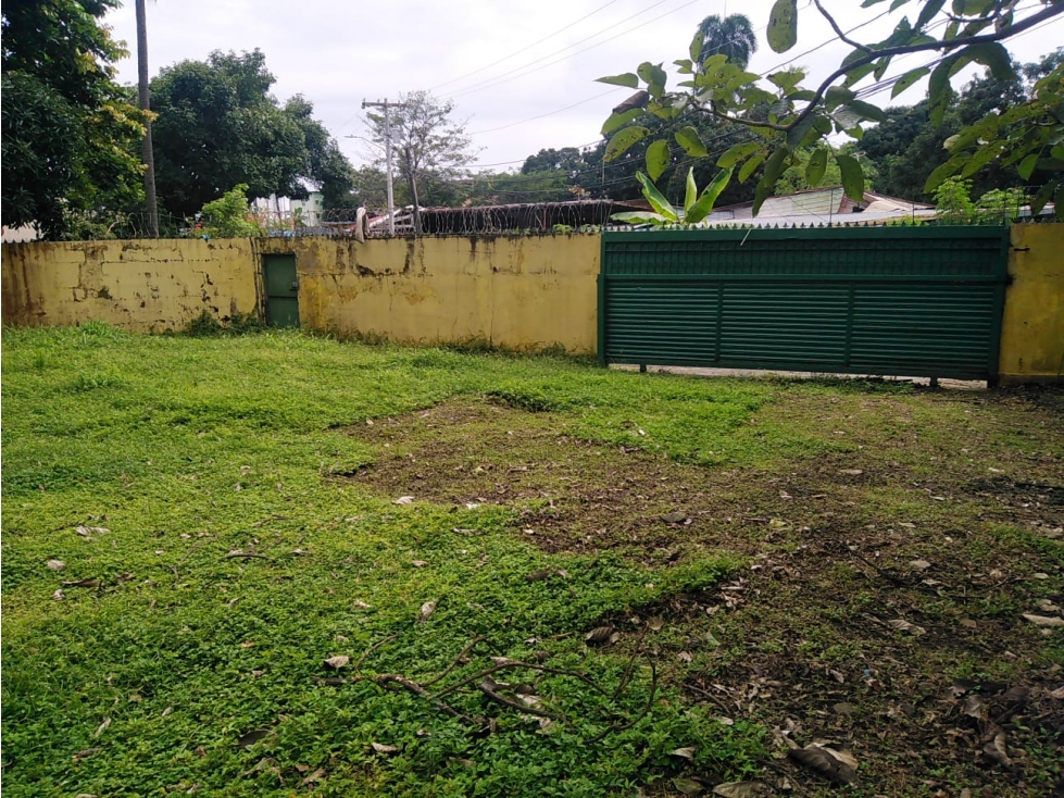 SE VENDE TERRENO EN PUEBLO NUEVO >>$500 x mt2>> - 3