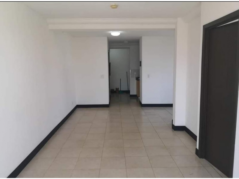 Vendo apt en Parque Lefevre de 1rec posibilidad de 2 rec. IMG87.1 — foto 2