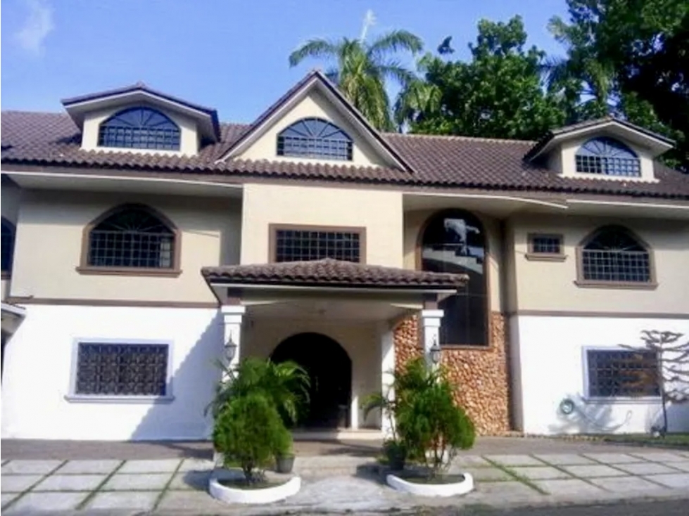 SE VENDE CASA EN LLANOS DE CURUNDU $699,000 — foto 2