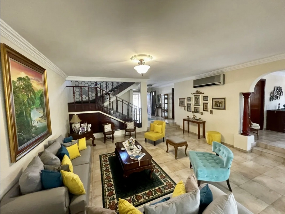 SE VENDE HERMOSA CASA AMOBLADA EN LA ALAMEDA $625,000 — foto 2