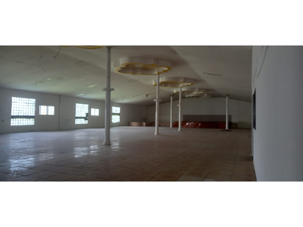 Se Vende Galera 900 Mts Rio Abajo USD$1,000,000,oo - 5