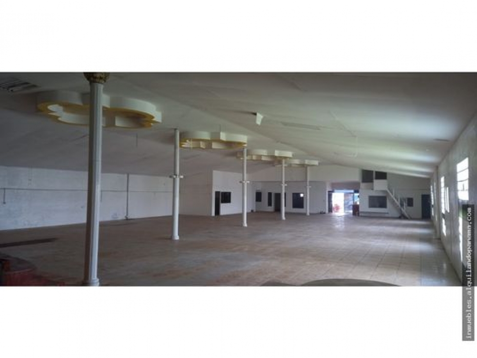 Alquiler y Venta de Galera en Rio Abajo 900 mts - 5