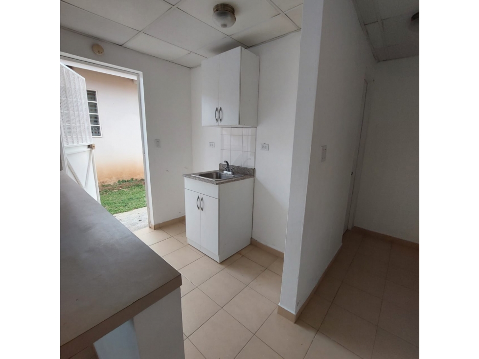 SE VENDE CASA EN PERFECTO ESTADO — foto 5