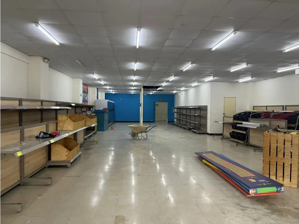 Se Alquila Local Comercial 600 Mts Calidonia USD$5,000,oo - 5