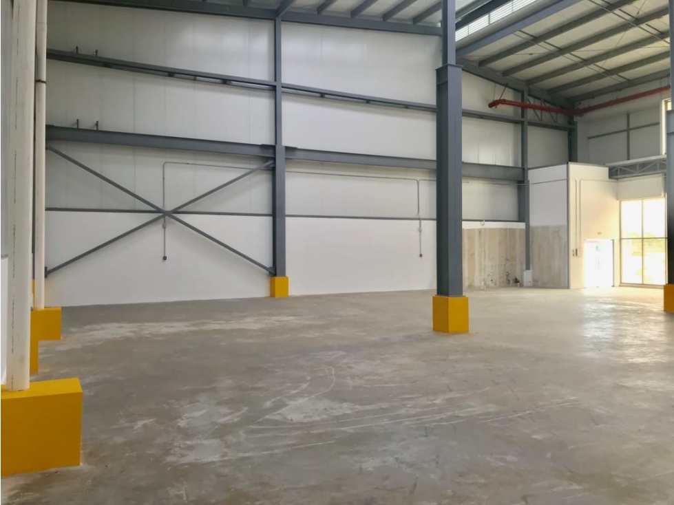 Alquilo Extraordinaria Ofi bodega en Don bosco — foto 3