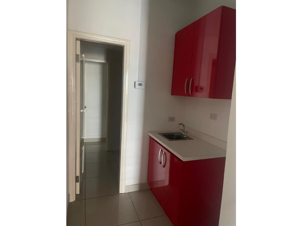 Local con excelente ubicación y visibilidad - Bella Vista - 200 mt2 — foto 3