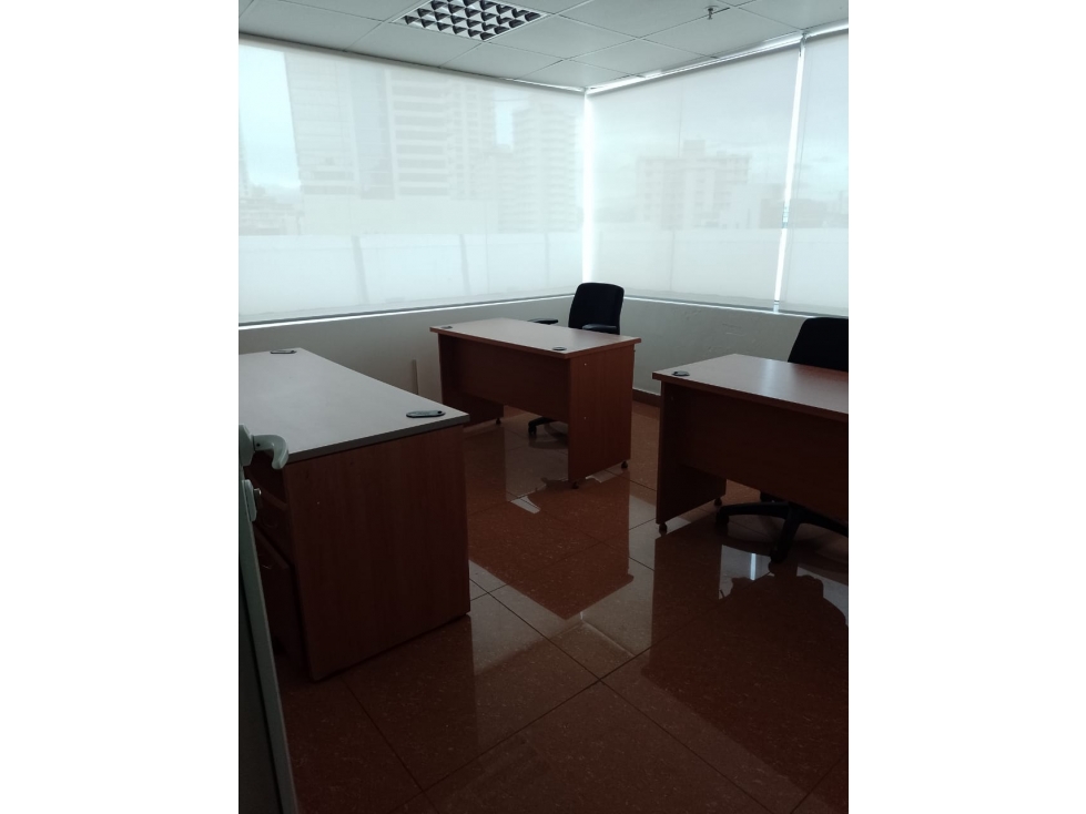 SE ALQUILA OFICINA EN EL CARMEN — foto 4