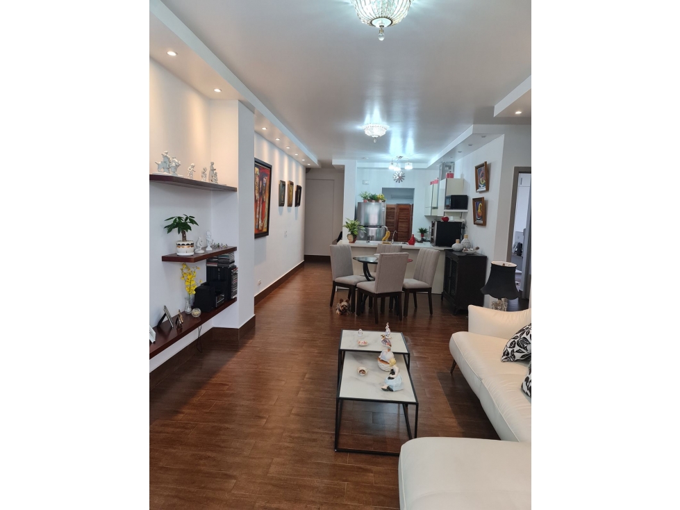 VENDO APARTAMENTO EN JUAN DÍAZ