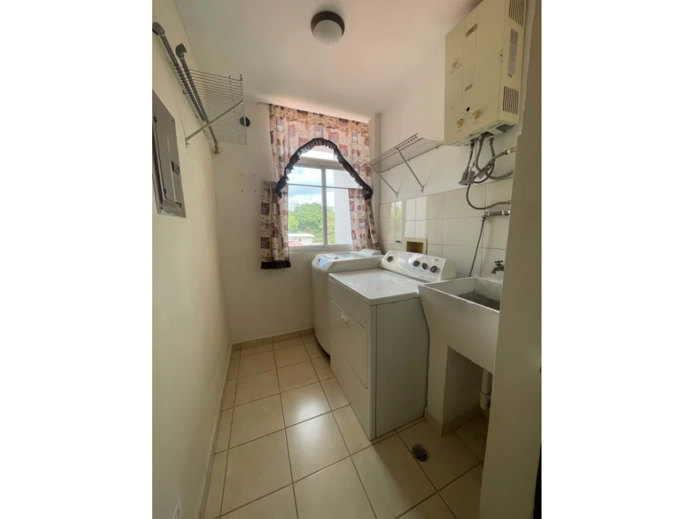 SE VENDE APARTAMENTO EN BETHANIA CAMINO REAL NEGOCIABLE — foto 5