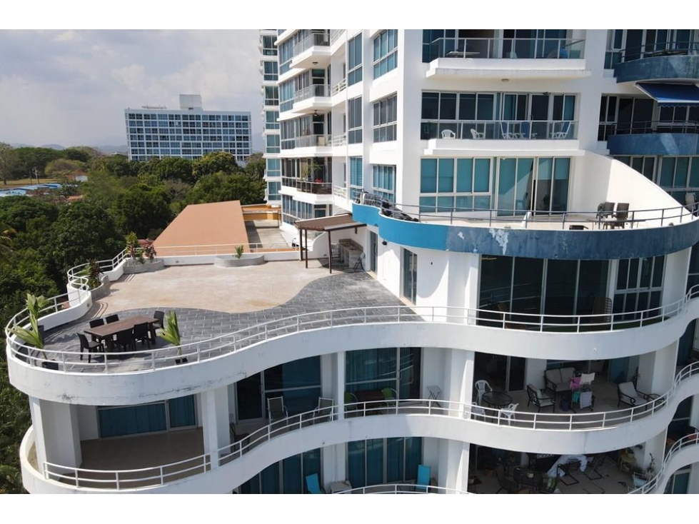 SE VENDE PENTHOUSE EN CORONADO - 2