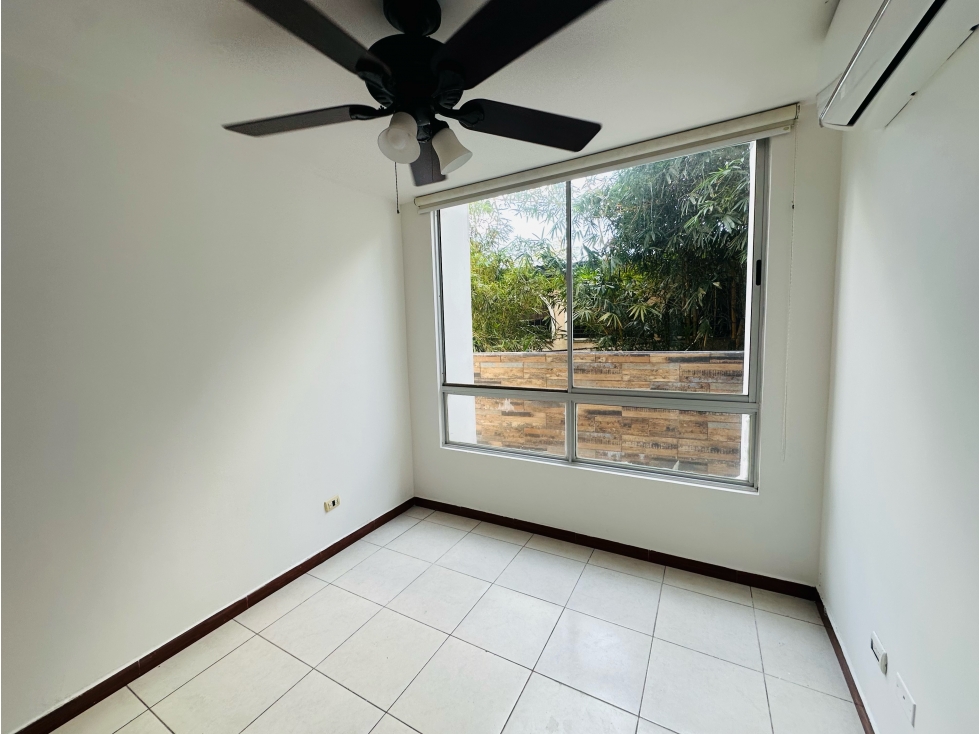 Alquilo Apartamento en PH Altavista Towers — foto 5