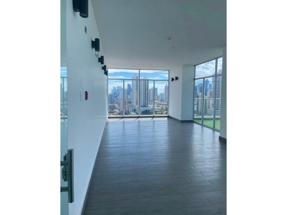 Se Alquila Apartamento PH Scala - 5