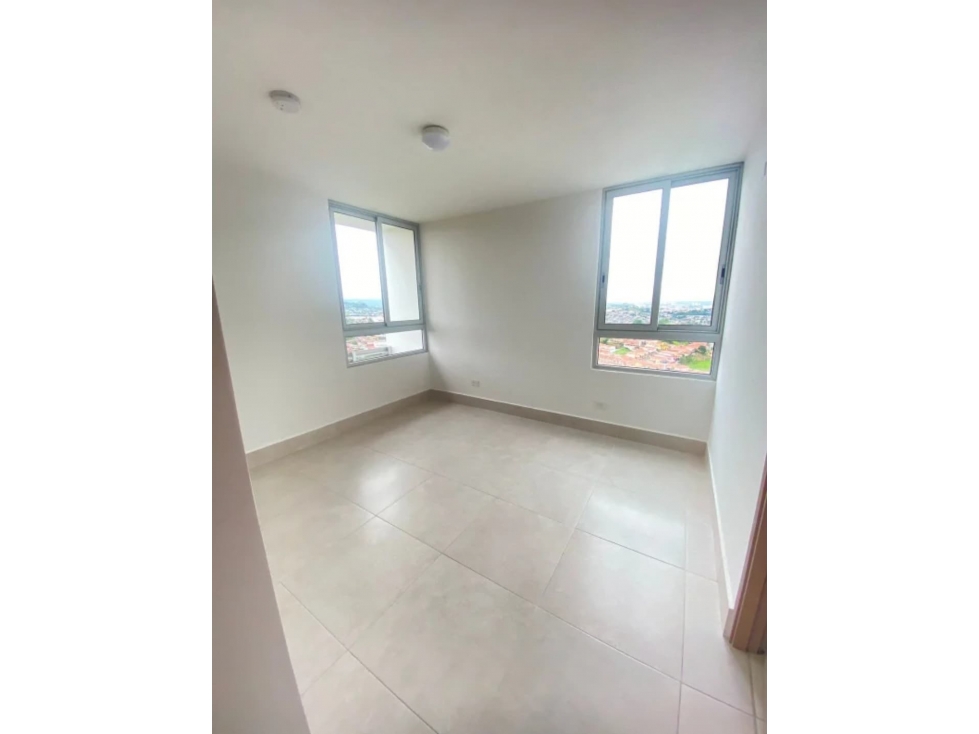 Alquilo hermoso Apartamento nuevo en Tumba muerto — foto 6