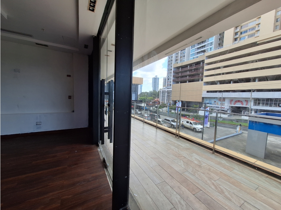 ¡Â¡SE ALQUILA !! LOCAL COMERCIAL en 12 DE OCTUBRE — foto 5