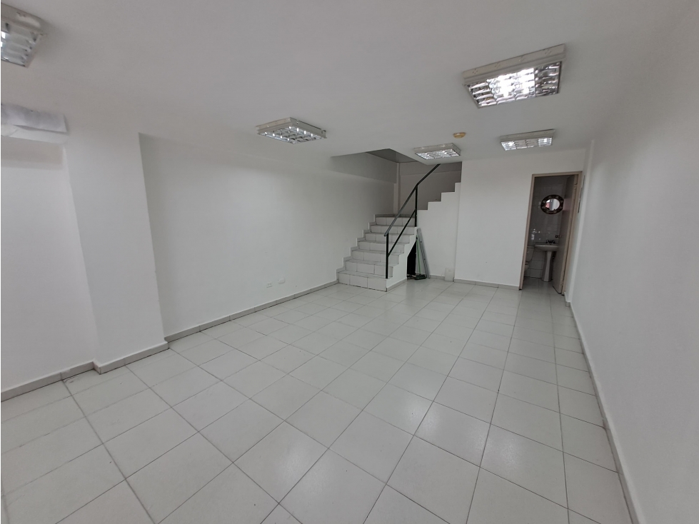 SE ALQUILA LOCAL COMERCIAL EN EL CANGREJO