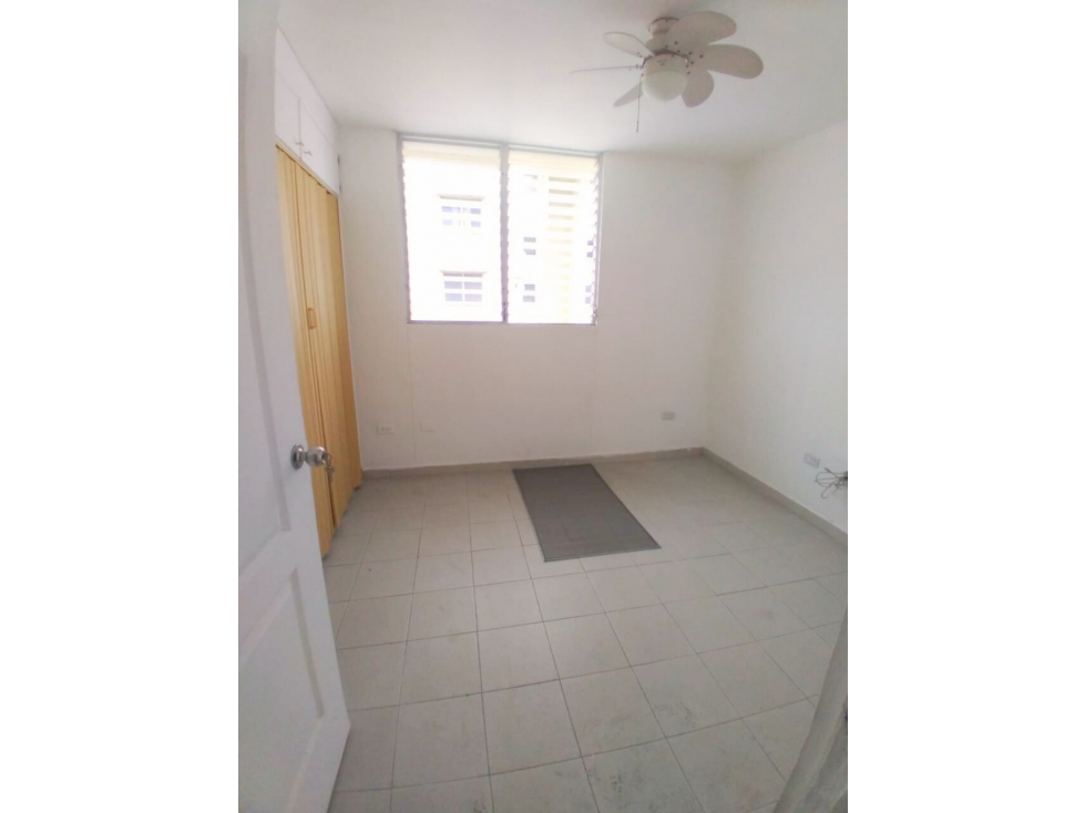Se vende apartamento en PH Torres de España - 3