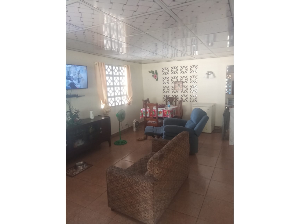 Oportunidad Única - Casa en Venta en Guadalupe, La Chorrera — foto 2