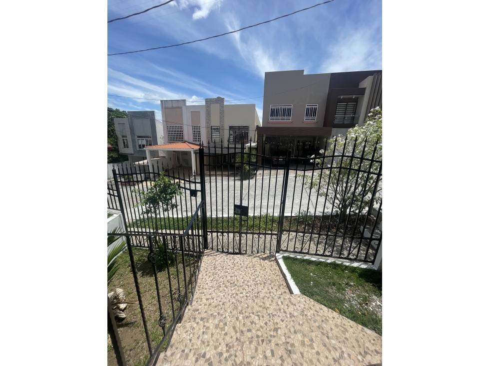 Se vende o alquila casa de 3 pisos en Limajo, San Miguelito — foto 2
