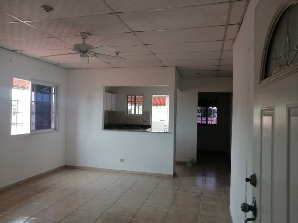 Se alquila apartamento en Campo Lindbergh $500 — foto 3