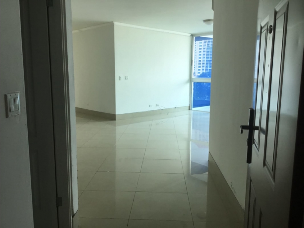 Se alquila o vende apartamento en San Francisco 3 Rec $1,500 — foto 3