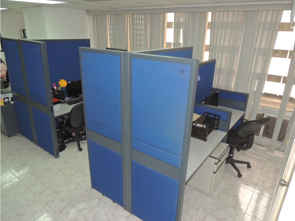 Vendo o Alquilo oficina amoblada Obarrio 600 Mts — foto 5