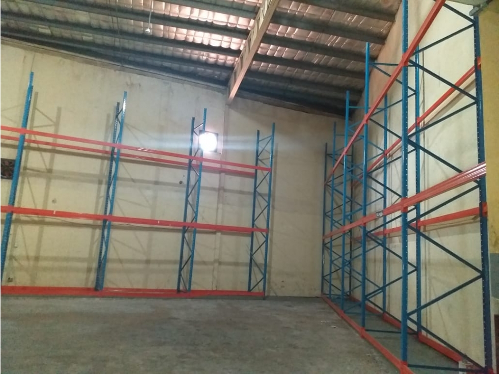 Se Alquila Galera Oficina Vía Tocumen 458 Mts $3.500.00 — foto 2