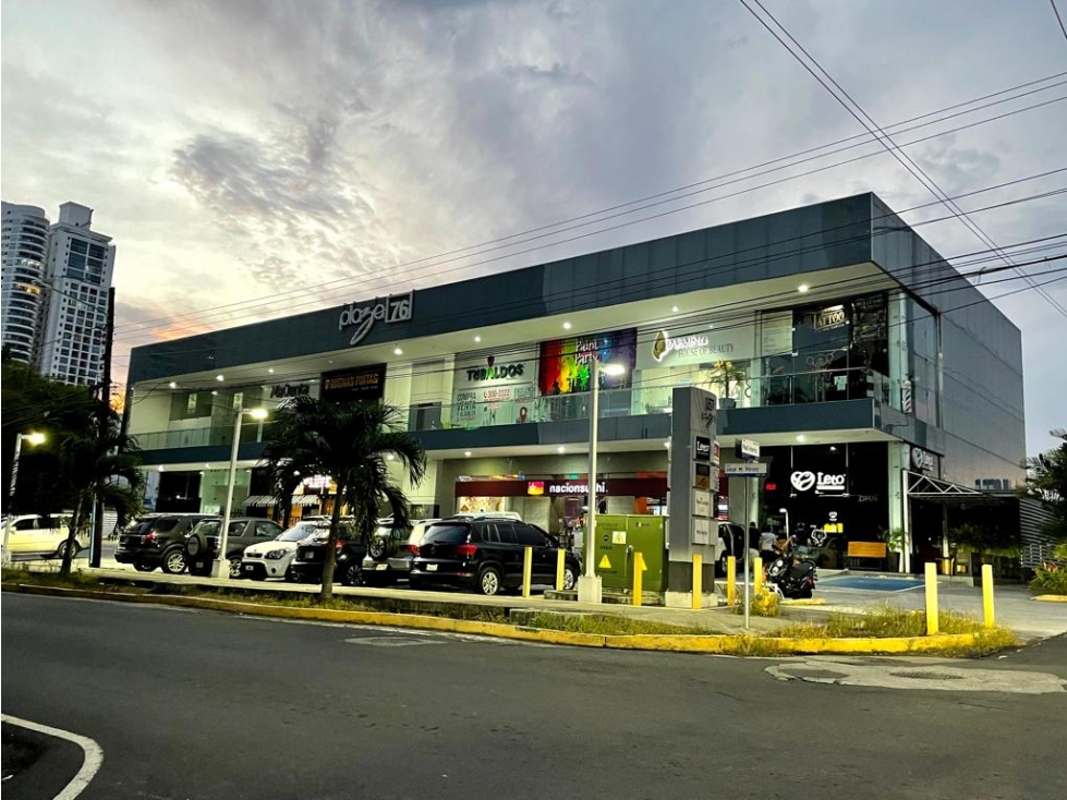 Se Alquila local comercial de 106m2 en San Francisco $1,800
