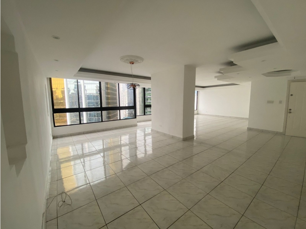 Se Alquila Apartamento en Marbella $1500 — foto 3