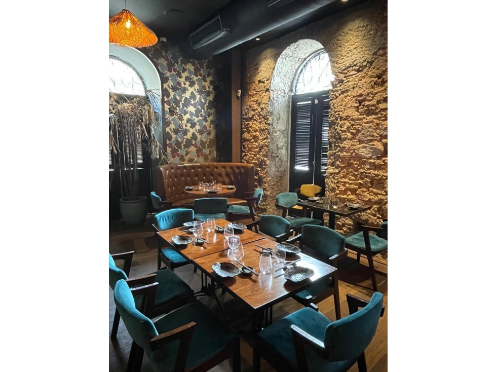 Se alquila local comercial con terraza en CASCO — foto 6