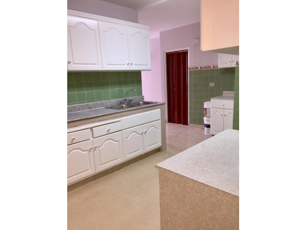 FS 200 SE ALQUILA APARTAMENTO EN EDIF RUIO MAR MARBELA LINEA BLANCA — foto 6